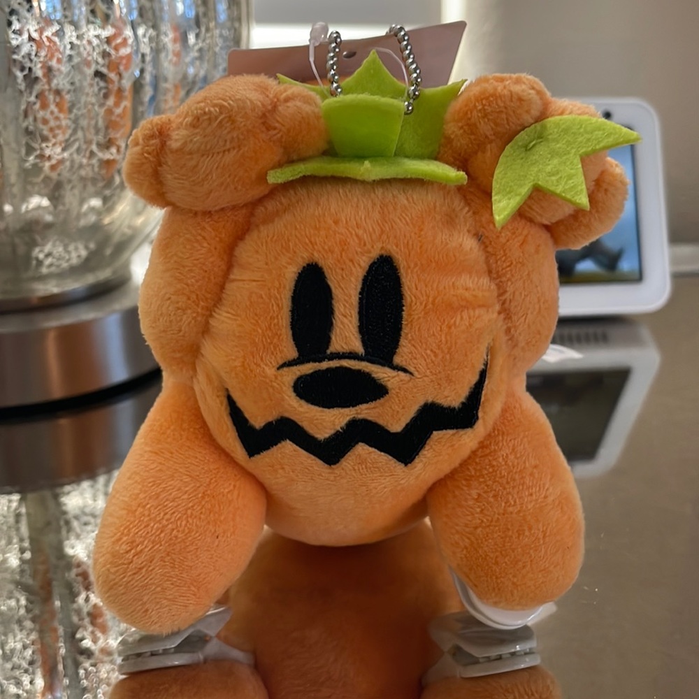 Mickey Pumpkin Ghost Tokyo Disney plush keychain/bag charm